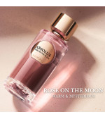 ABSOLUE ROSE ON THE MOON